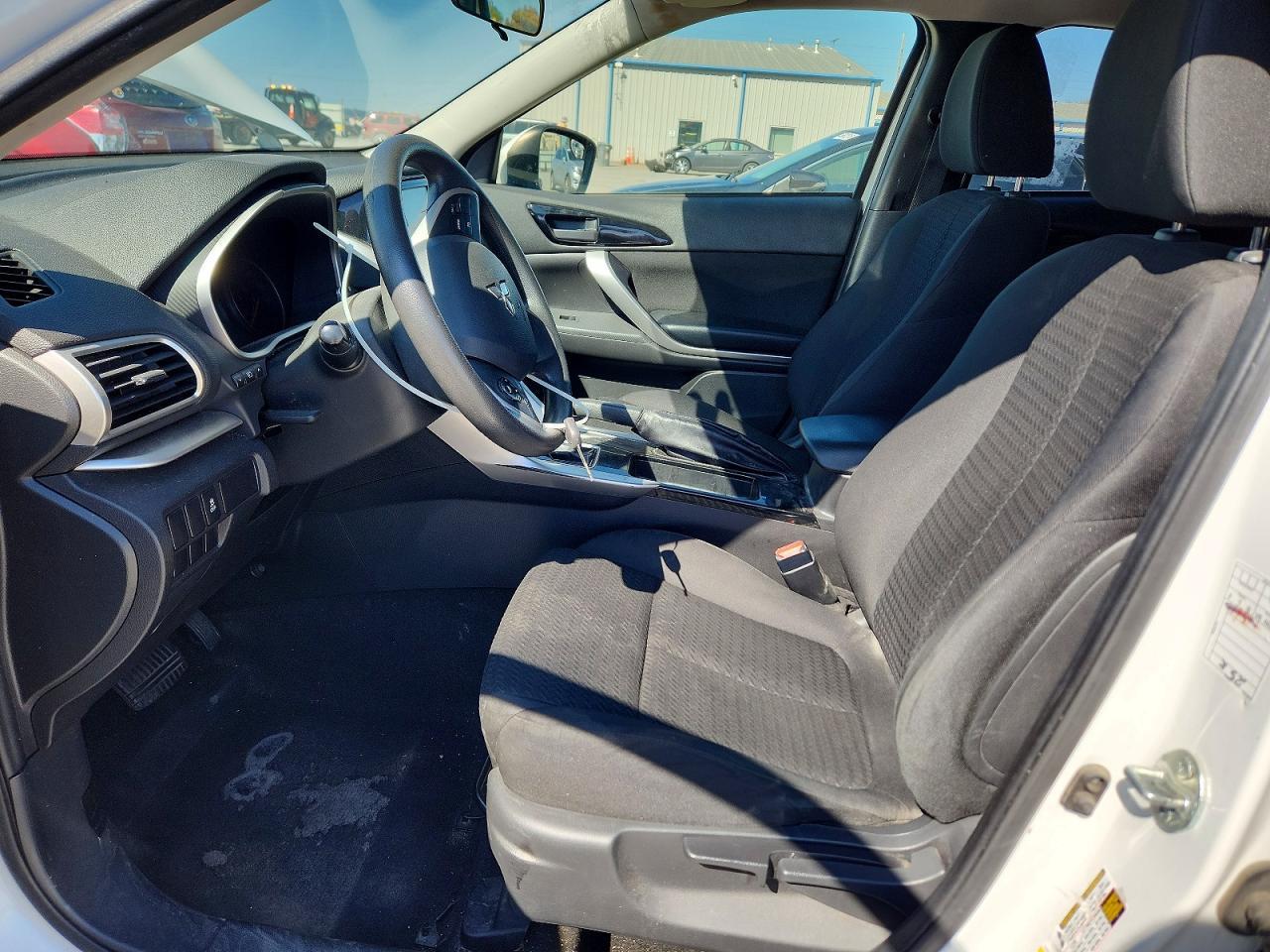 2019 Mitsubishi Eclipse Cross Es - Фото 7