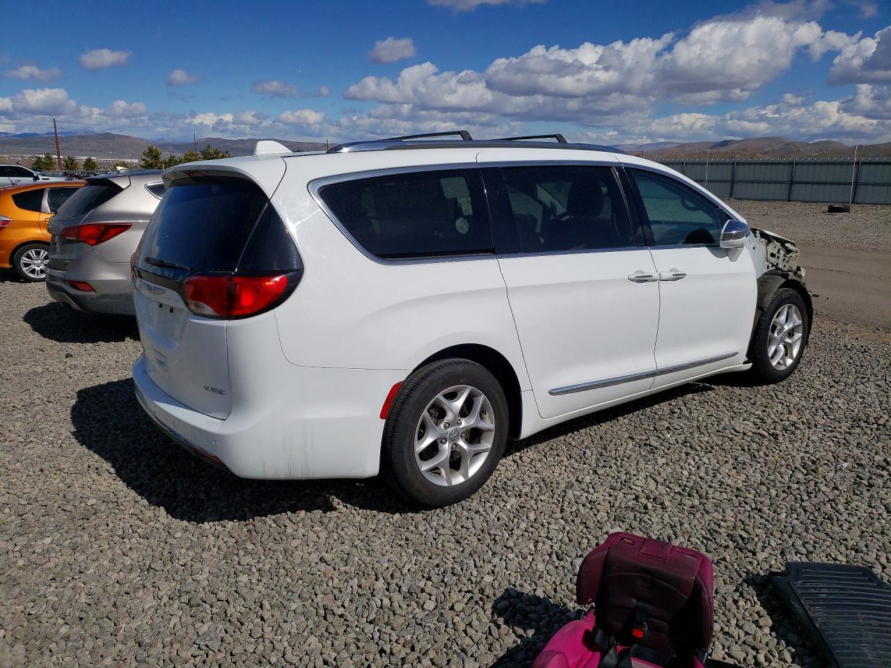 2020 Chrysler Pacifica Limited - Фото 3