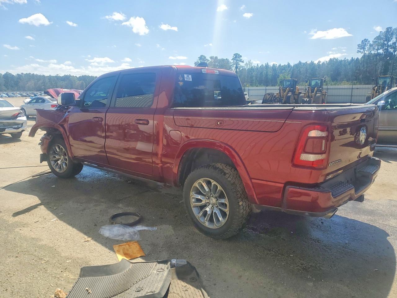 2019 Ram 1500 Laramie - Фото 2