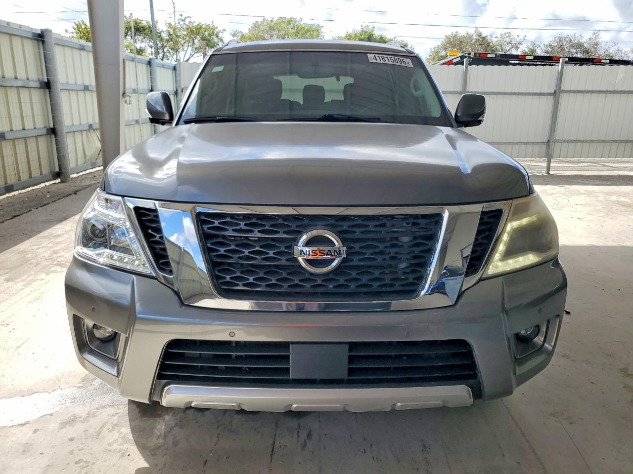 2017 Nissan Armada Sv - Image 5