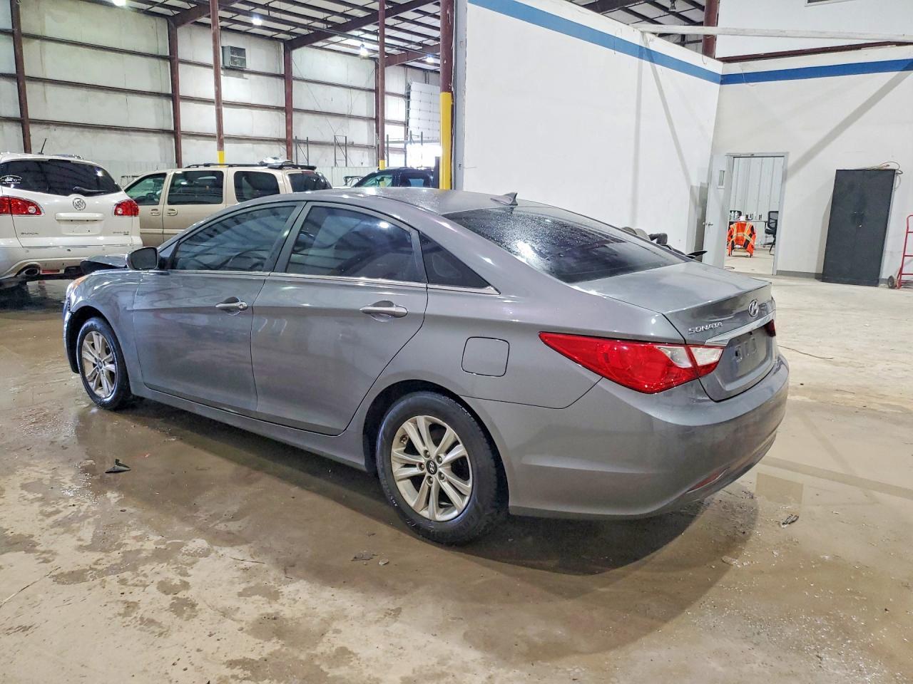 2013 Hyundai Sonata Gls - Фото 2