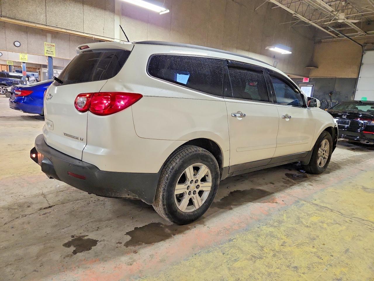 2011 Chevrolet Traverse Lt - Фото 3