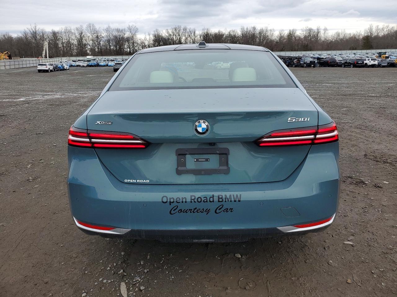 2025 BMW 530 Xi - Фото 6