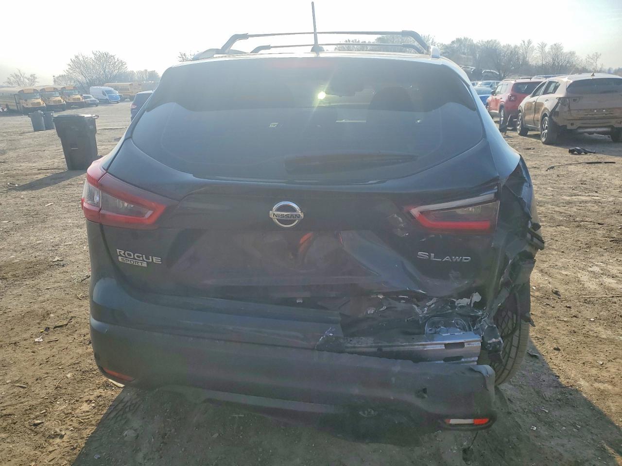 2021 Nissan Rogue Sport Sl - Image 6