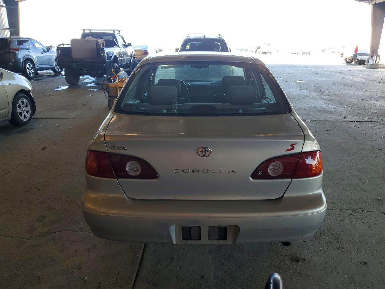 2002 Toyota Corolla S - Image 6
