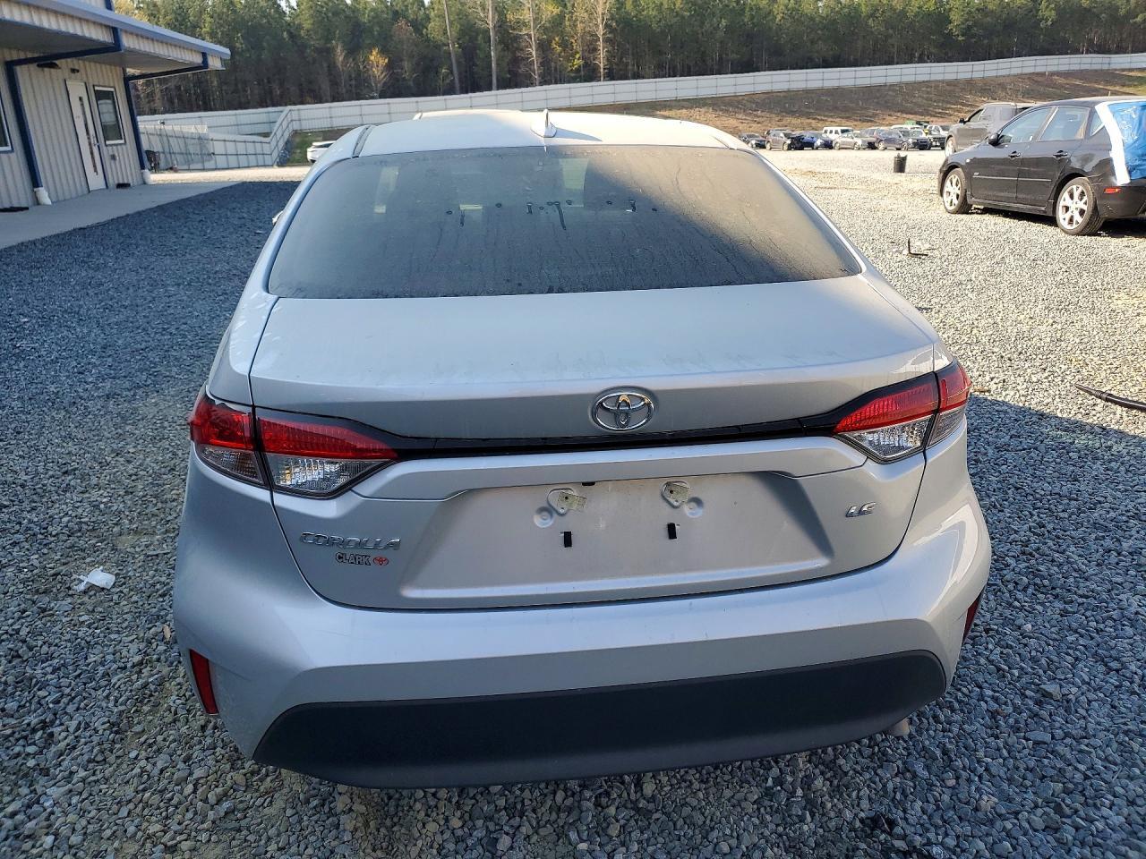 2025 Toyota Corolla Le - Фото 6