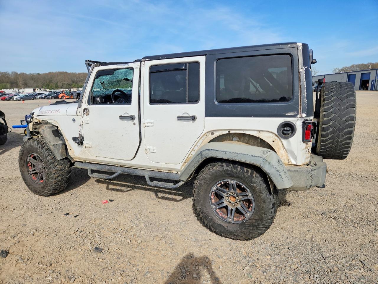 2014 Jeep Wrangler Unlimited Sport - Image 2