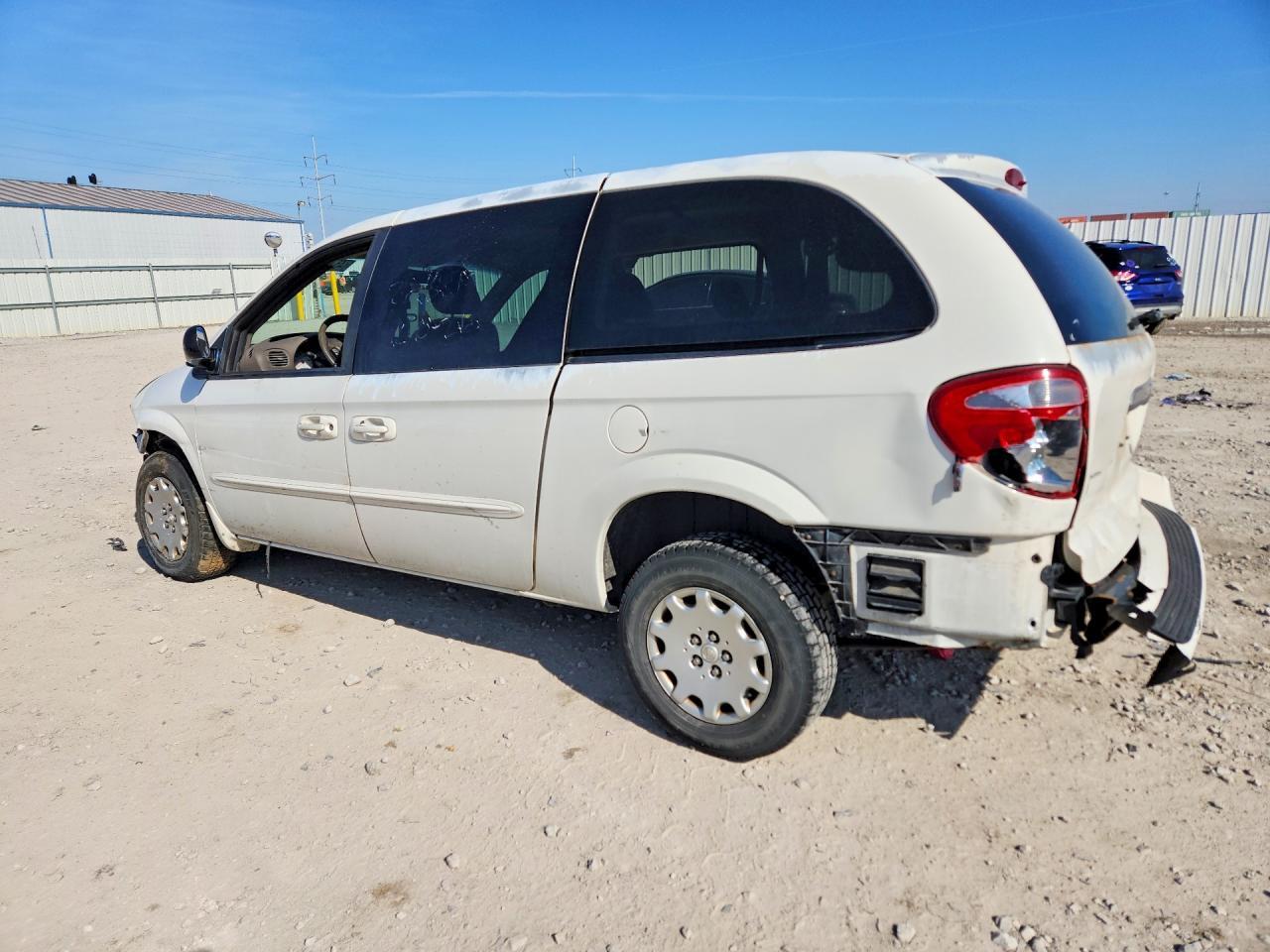 2003 Chrysler Town & Country Lx - Фото 2