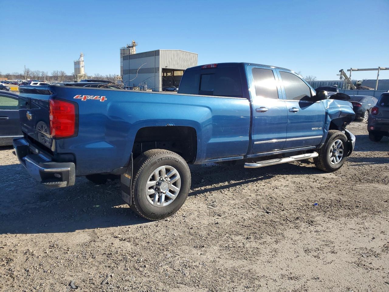 2015 Chevrolet Silverado K2500 Heavy Duty Ltz - Image 3