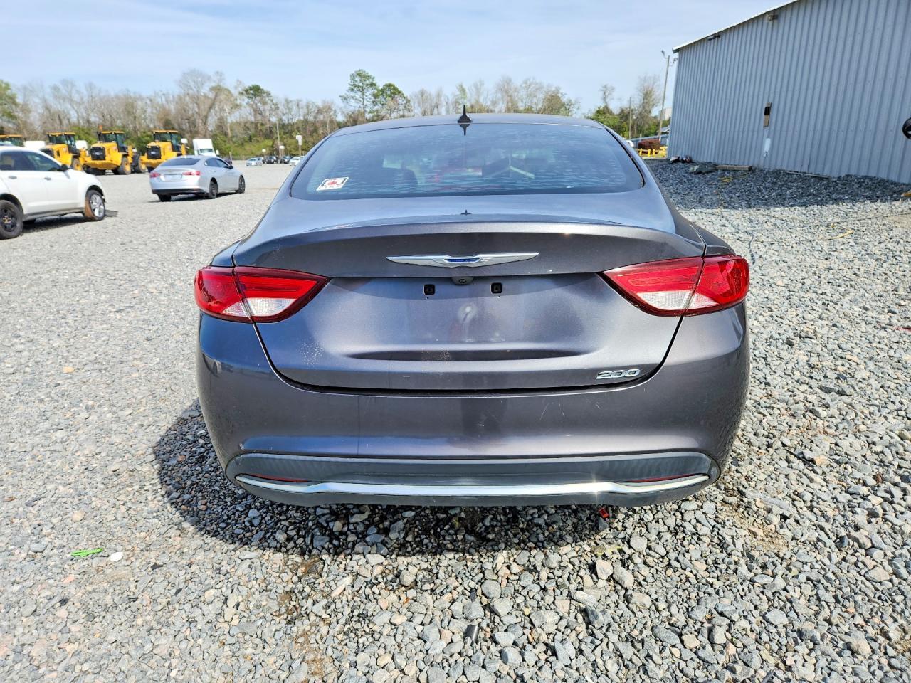 2016 Chrysler 200 Limited - Фото 6