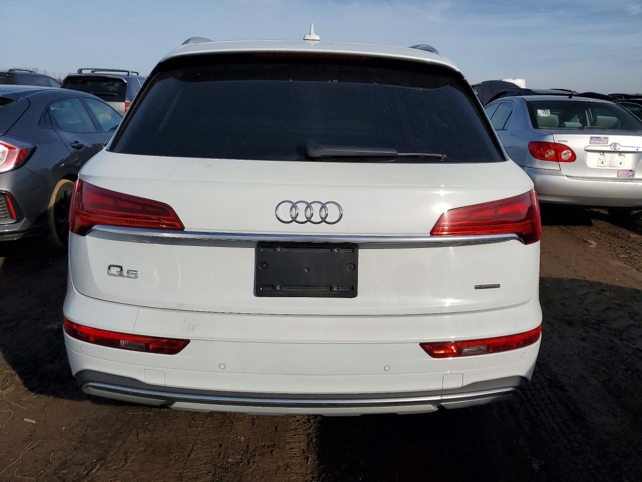 2021 Audi Q5 Premium Plus - Фото 6