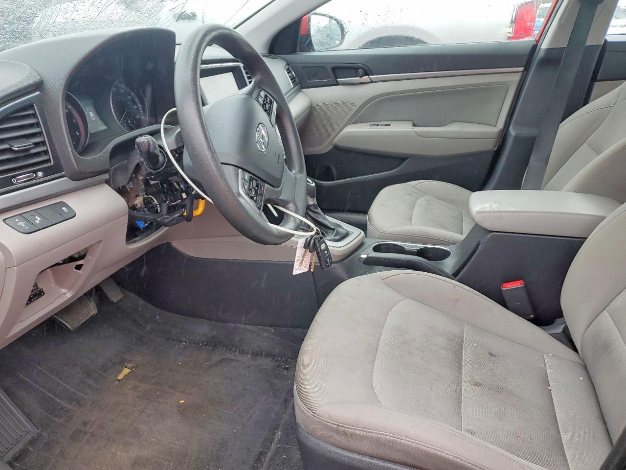 2018 Hyundai Elantra Sel - Фото 7
