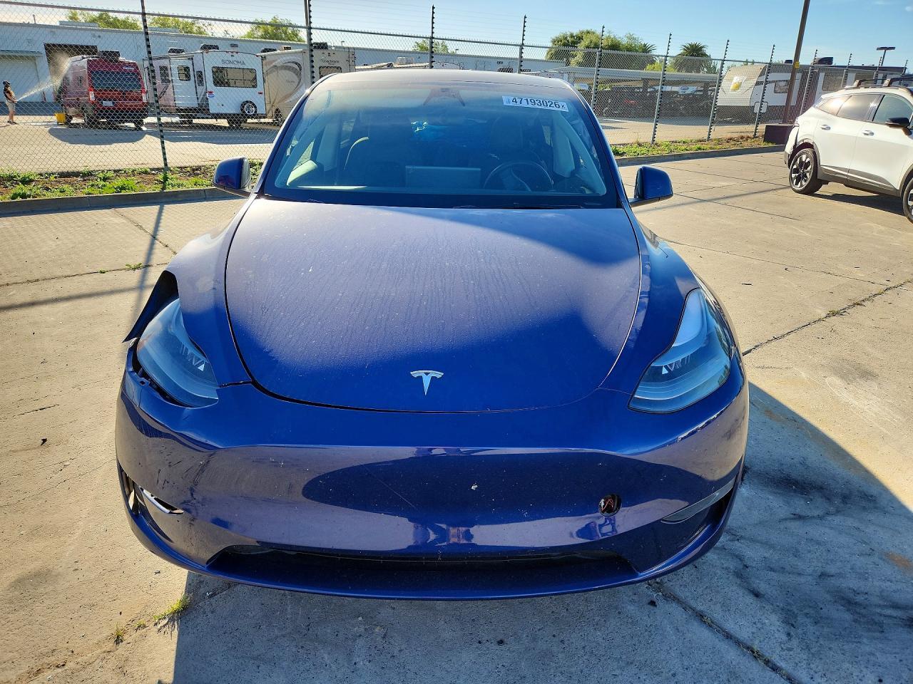 2023 Tesla Model Y - Фото 5