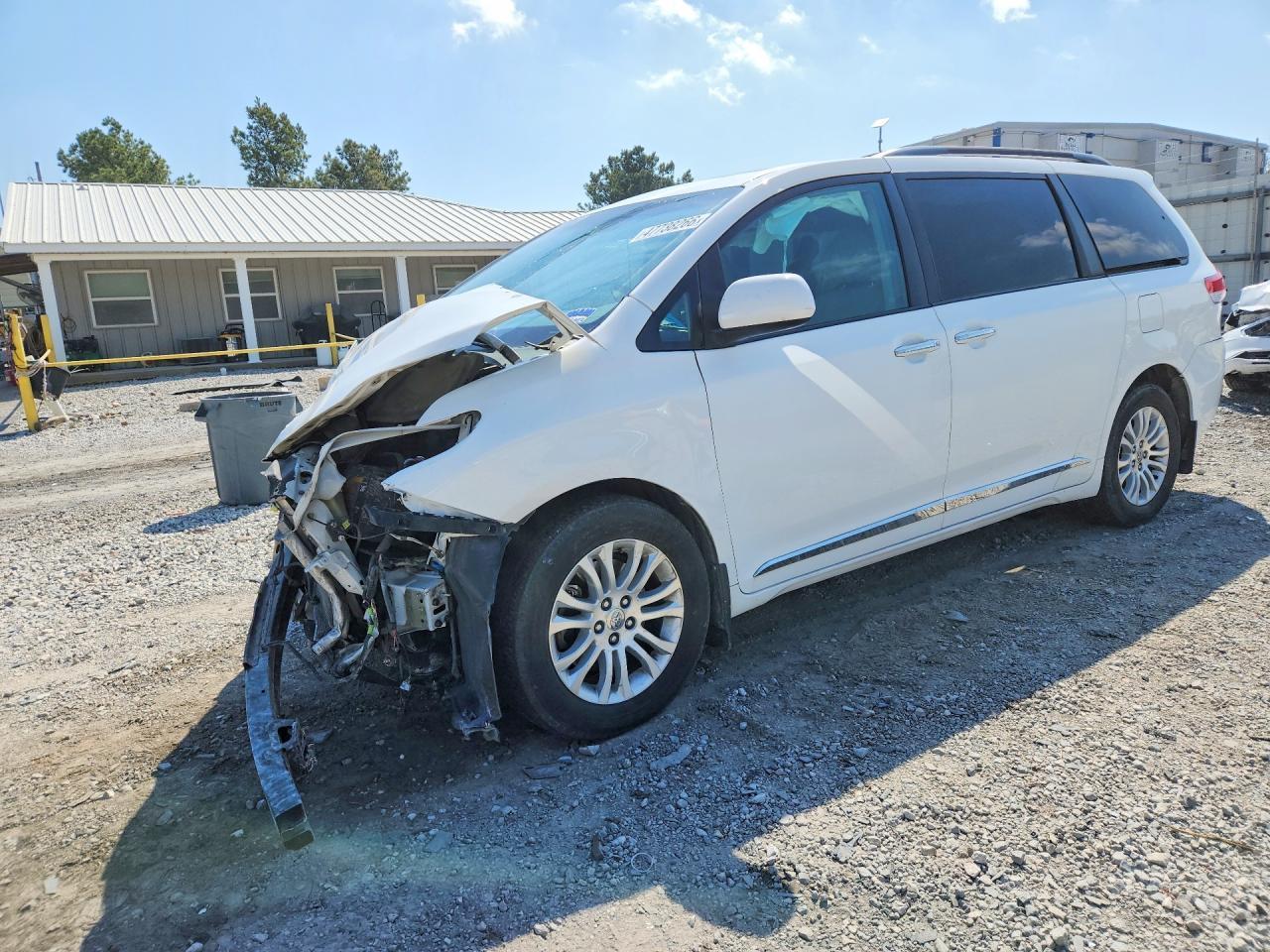 2011 Toyota Sienna Xle 8-Passenger