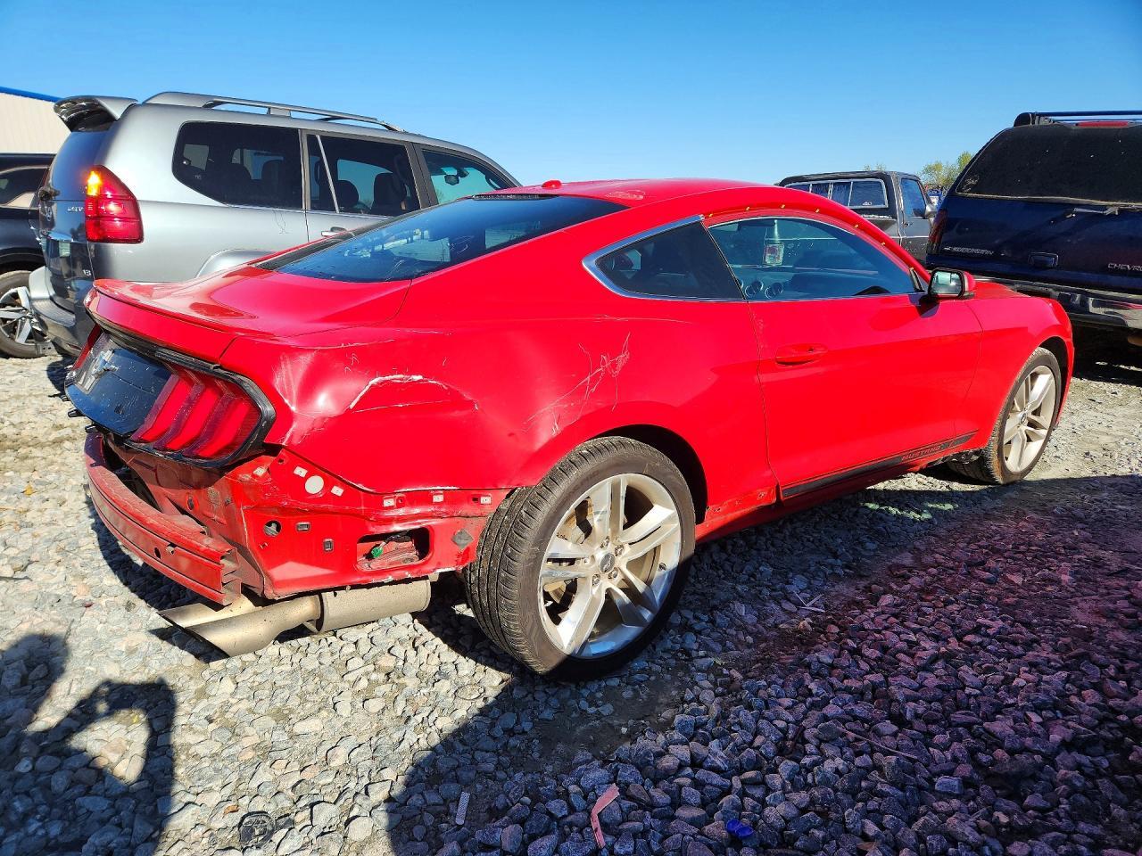 2019 Ford Mustang - Image 3