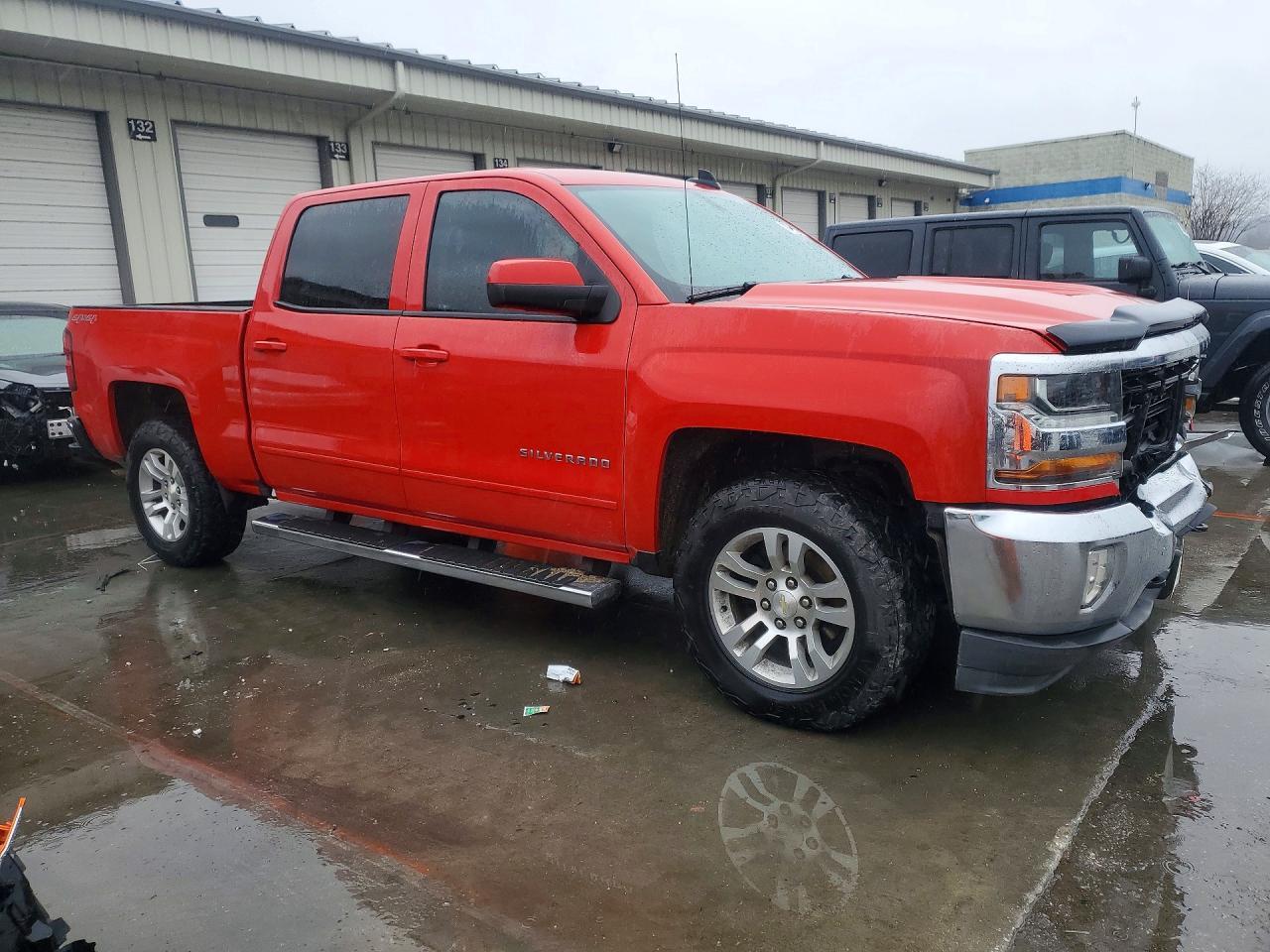 2017 Chevrolet Silverado K1500 Lt - Image 4