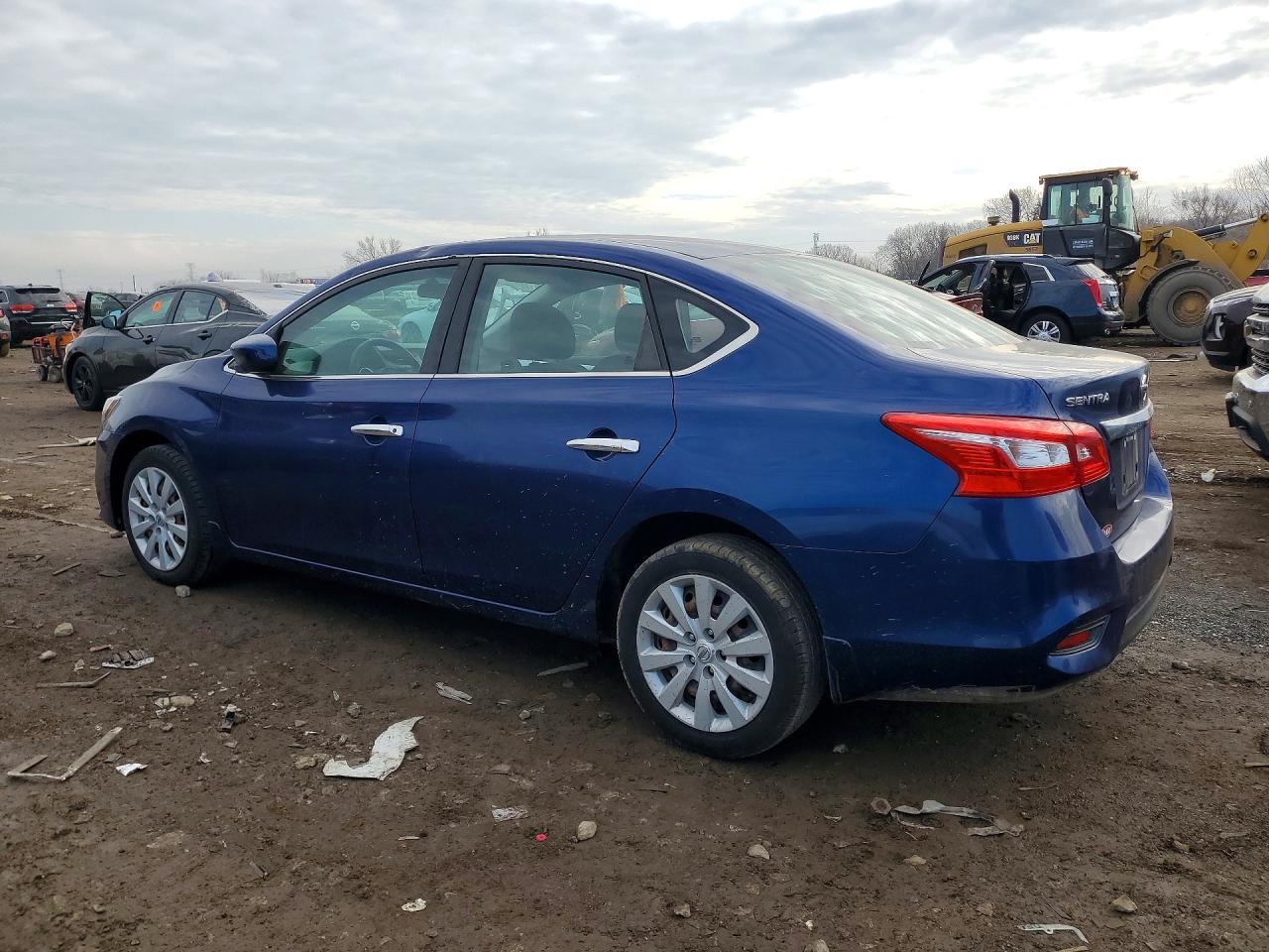 2019 Nissan Sentra S - Фото 2