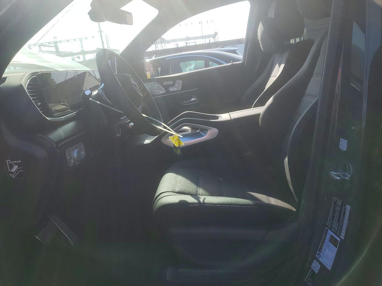 2026 Mercedes-Benz Gls 450 4Matic - Image 7