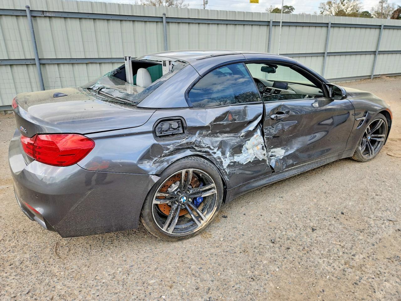 2015 BMW Motorrad M4 - Image 3