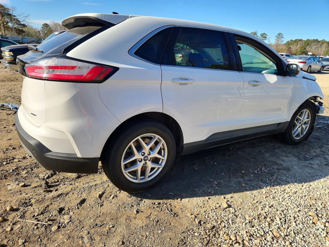 2022 Ford Edge Sel - Image 3