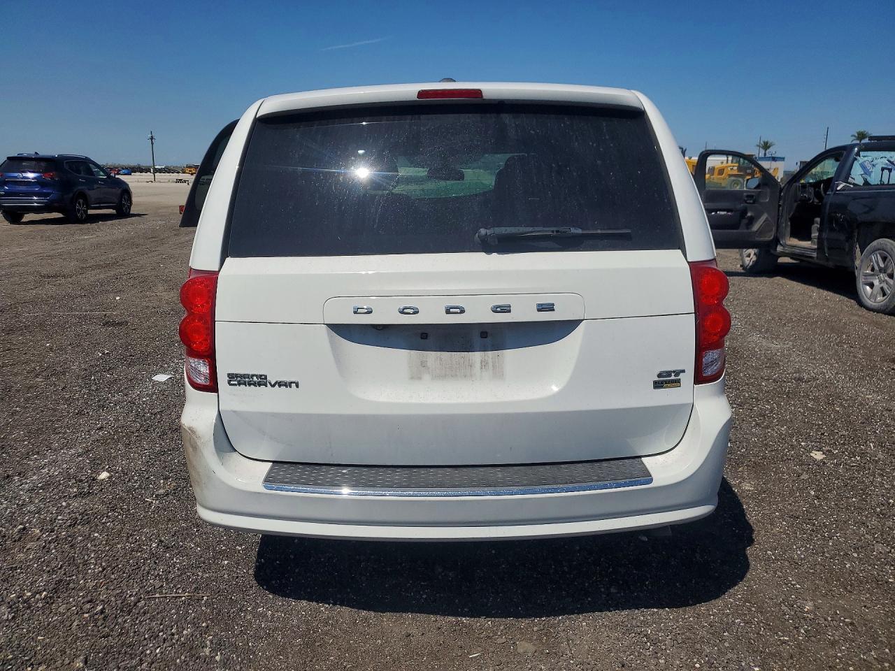 2019 Dodge Grand Caravan Gt - Image 6