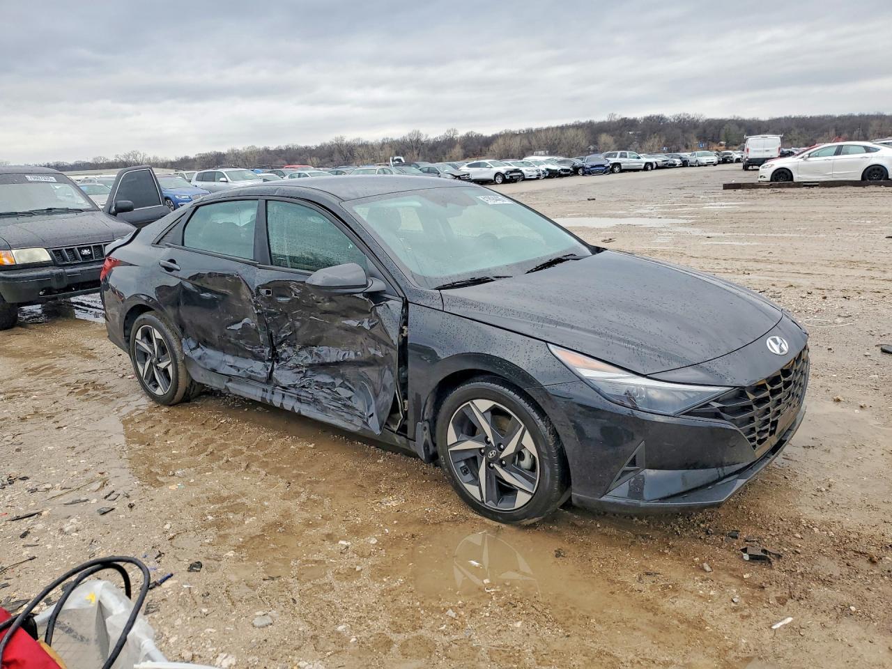 2023 Hyundai Elantra Sel - Фото 4