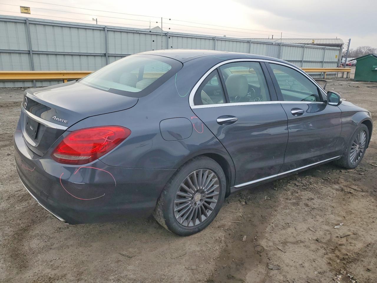 2015 Mercedes-Benz C - Фото 3
