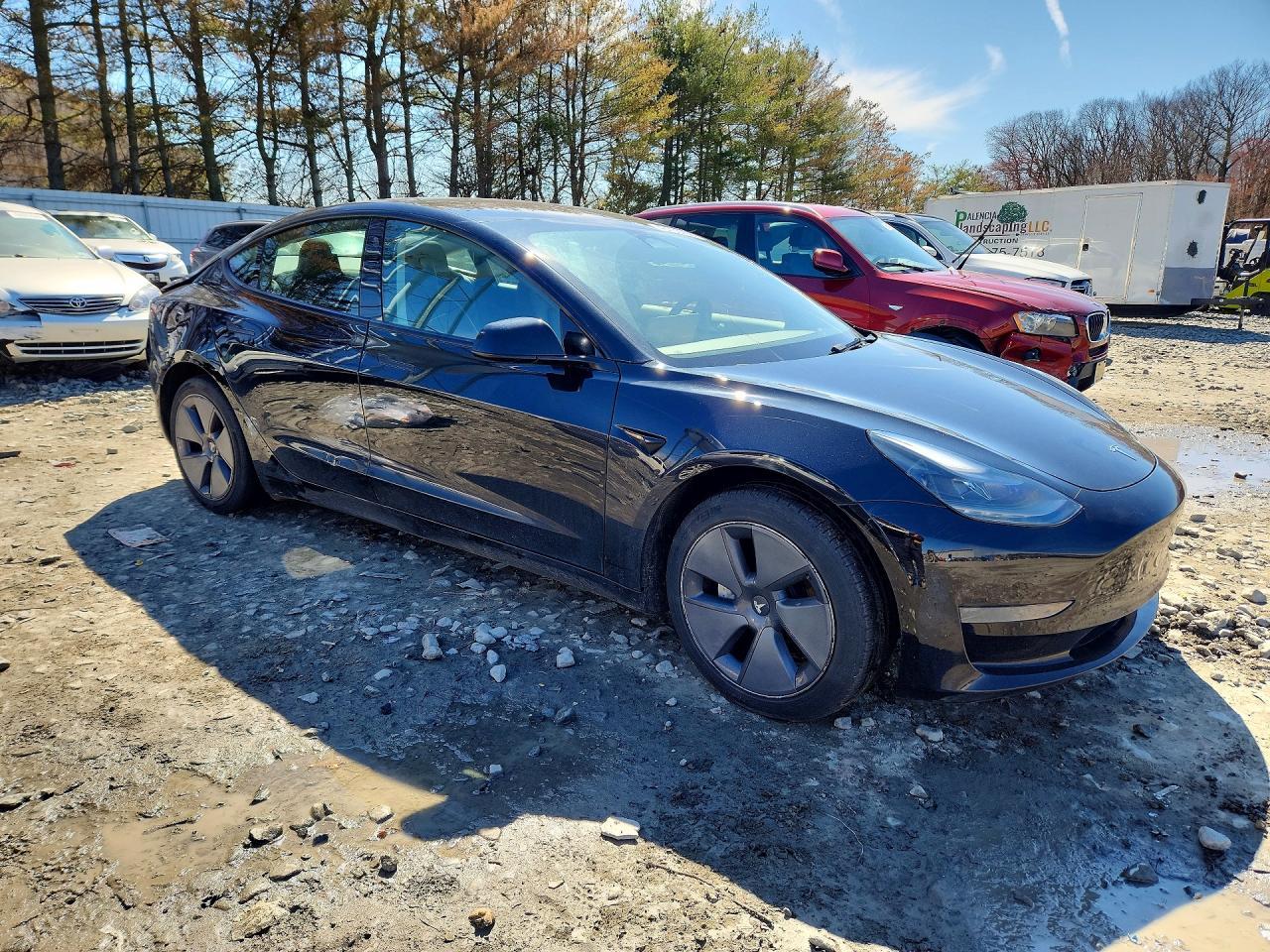 2023 Tesla Model 3 - Фото 4