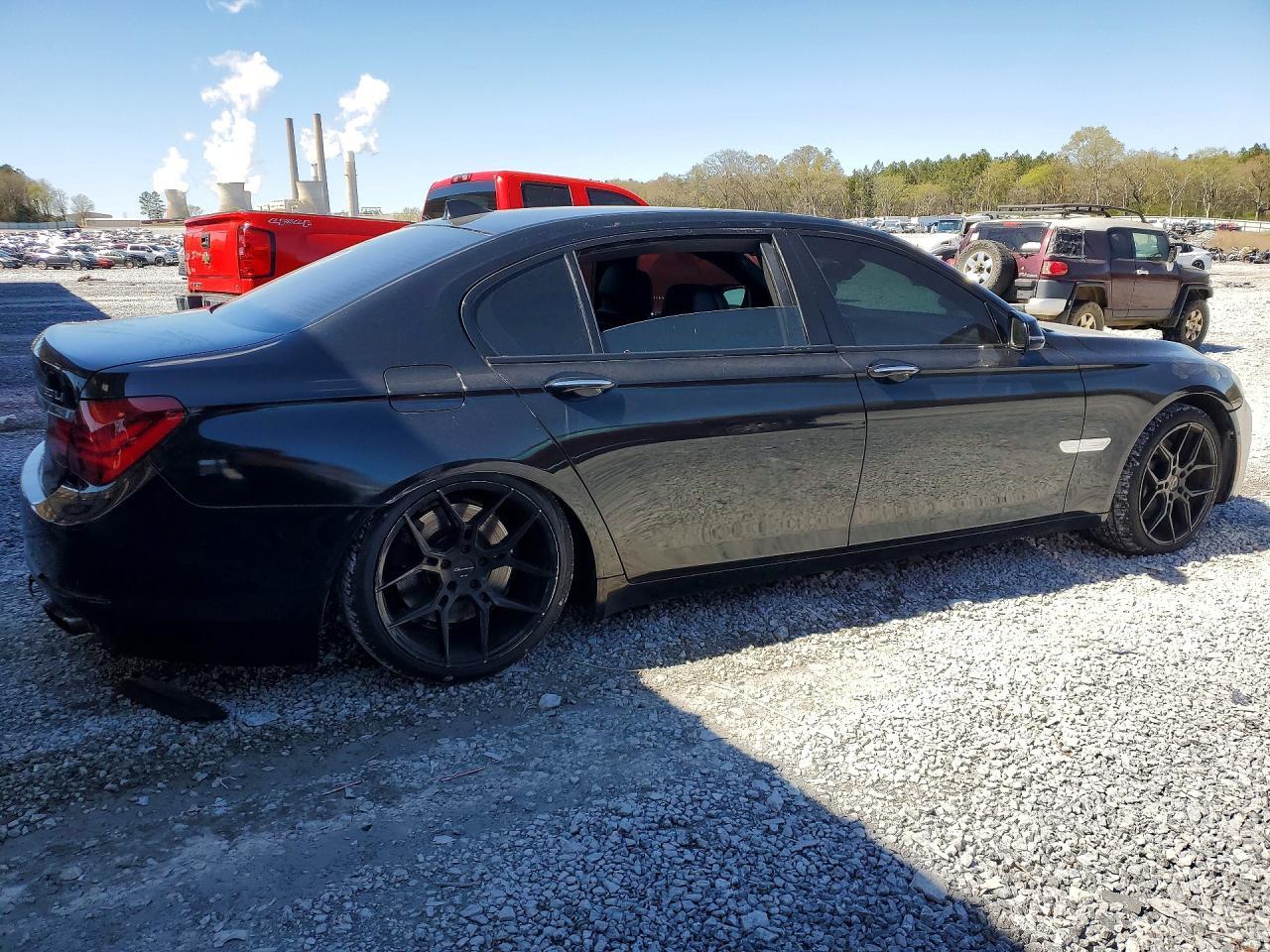 2014 BMW 750 Li - Фото 3