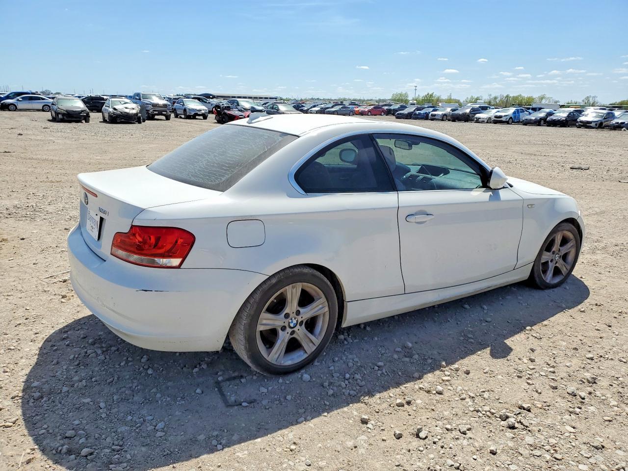 2013 BMW 128 I - Image 3