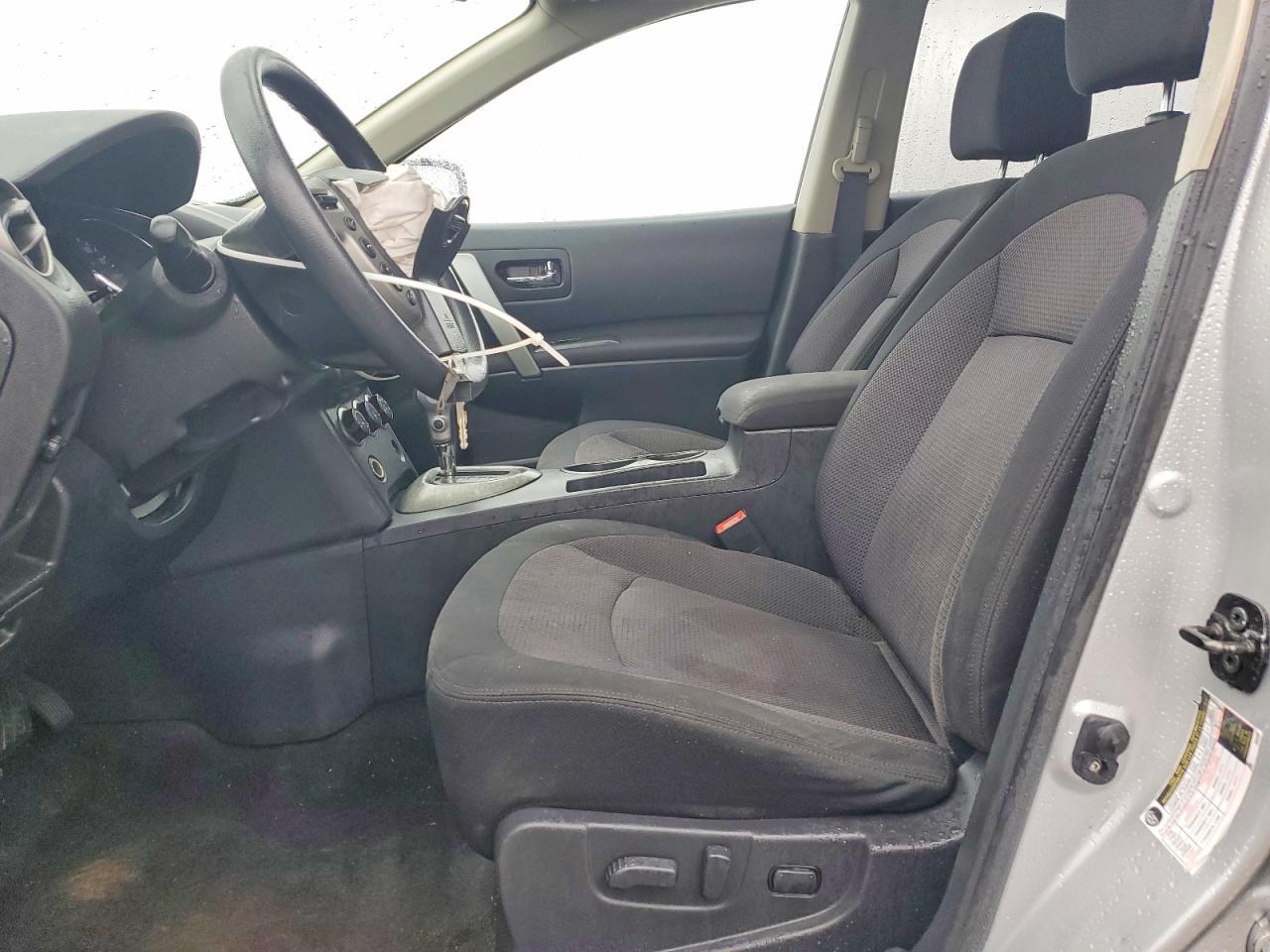 2011 Nissan Rogue S - Image 7