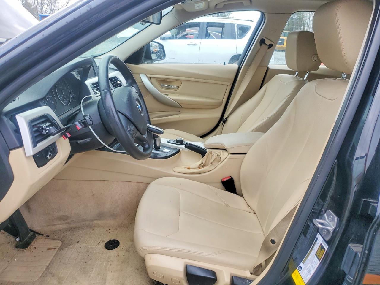 2016 BMW 320 I - Image 7
