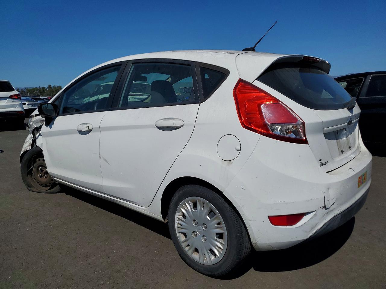 2015 Ford Fiesta S - Image 2