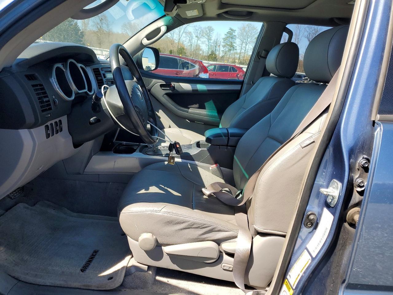 2005 Toyota 4Runner Sr5 - Фото 7