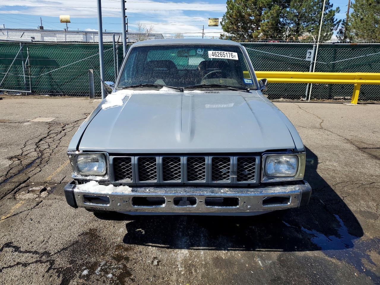 1982 Toyota Pickup Sr5 - Фото 5