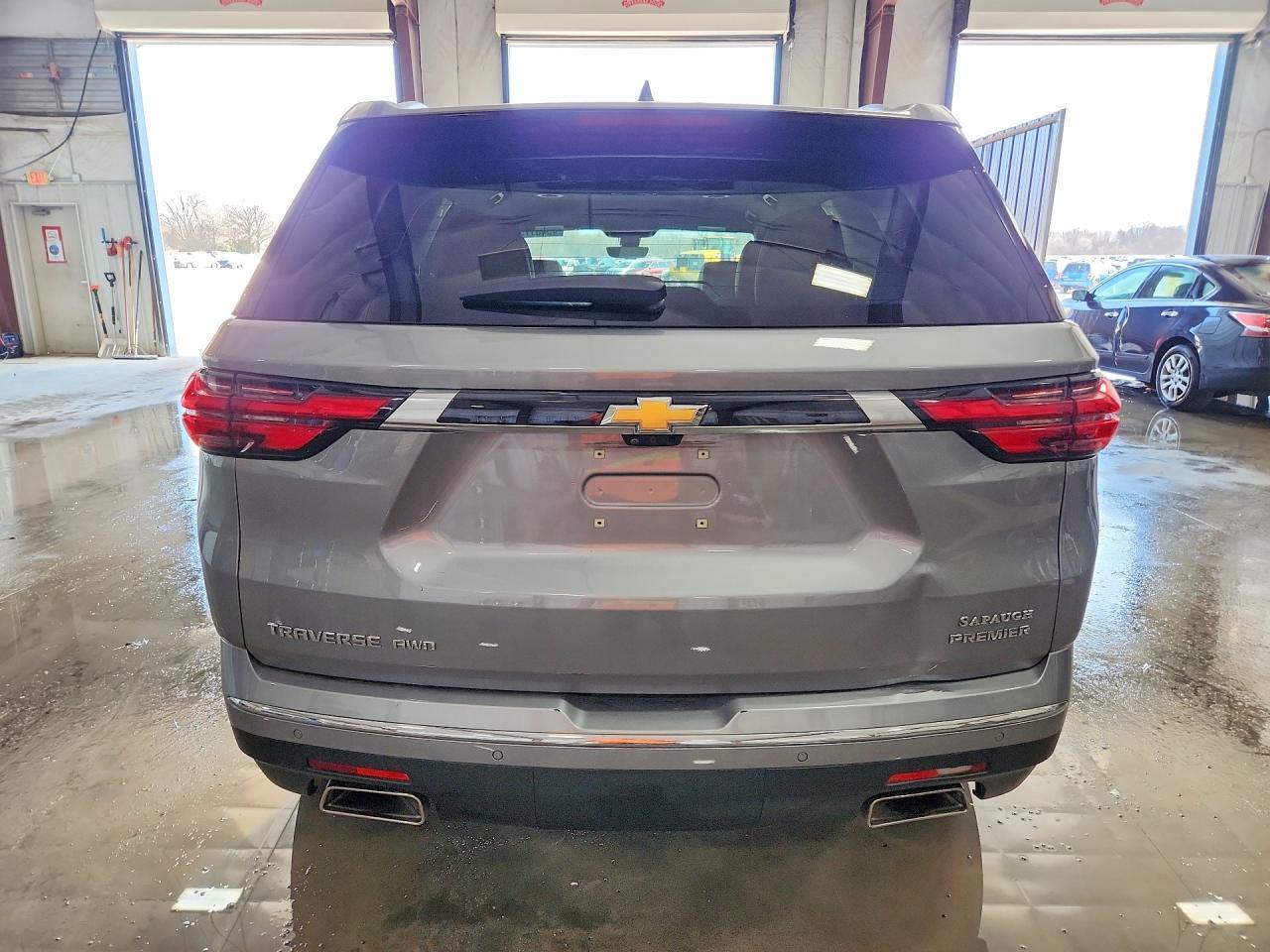 2023 Chevrolet Traverse Premier - Фото 6