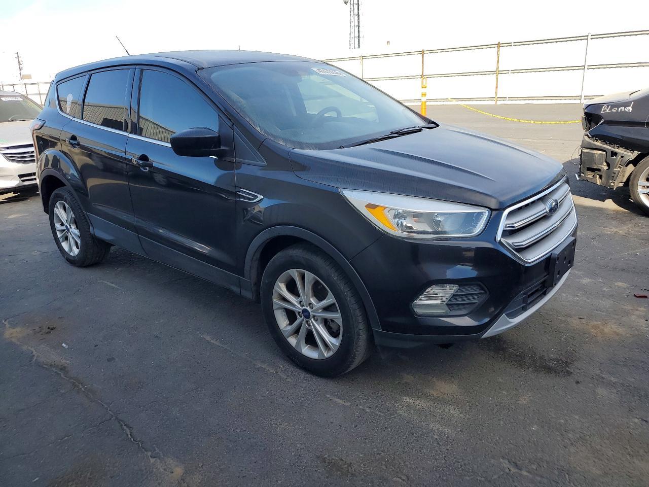 2017 Ford Escape Se - Image 4