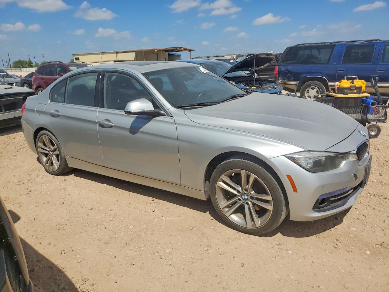 2017 BMW 330 I Sport - Фото 4