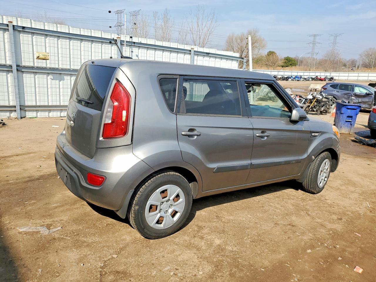 2013 Kia Soul Base - Фото 3