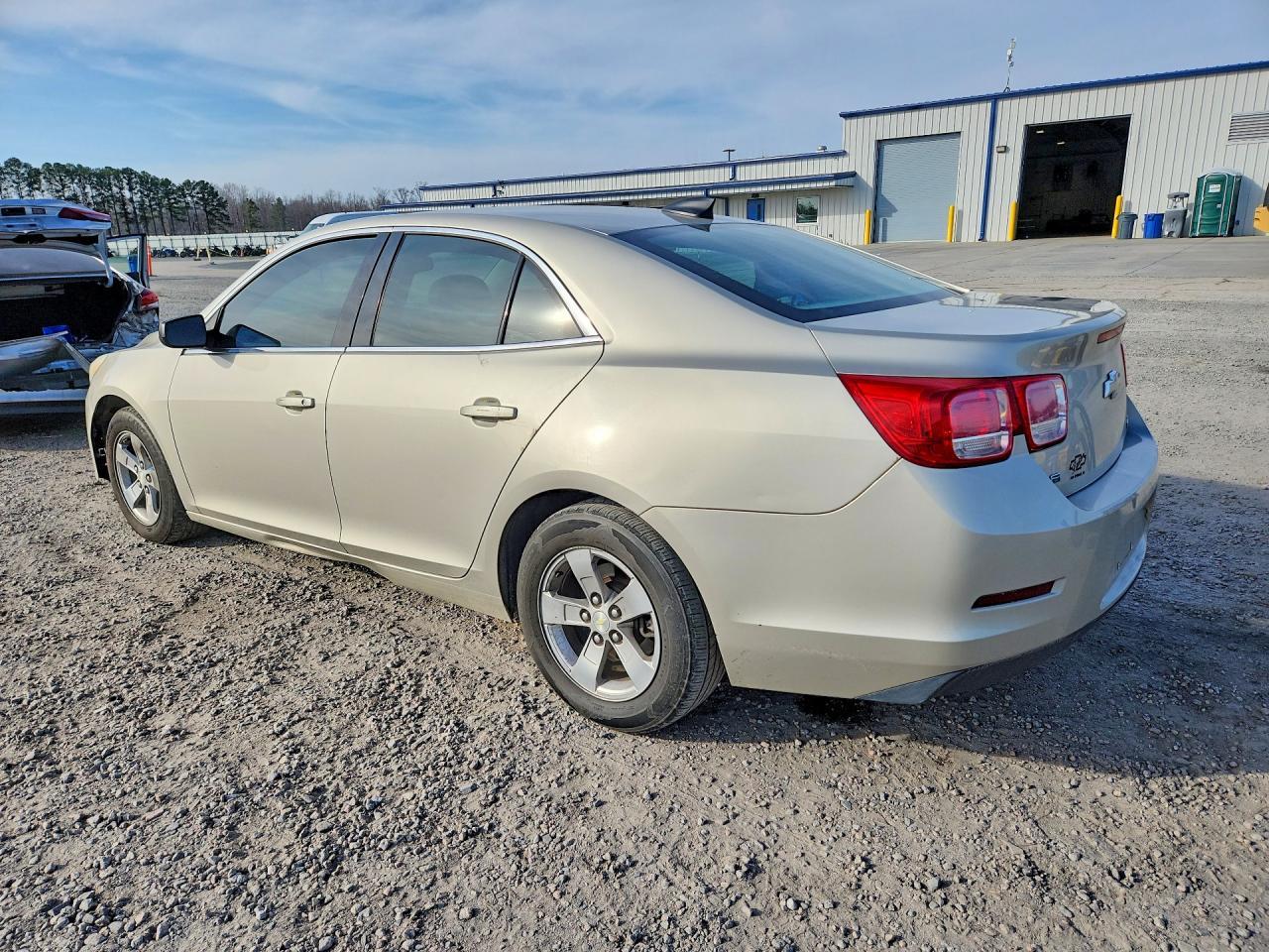 2015 Chevrolet Malibu Ls - Фото 2