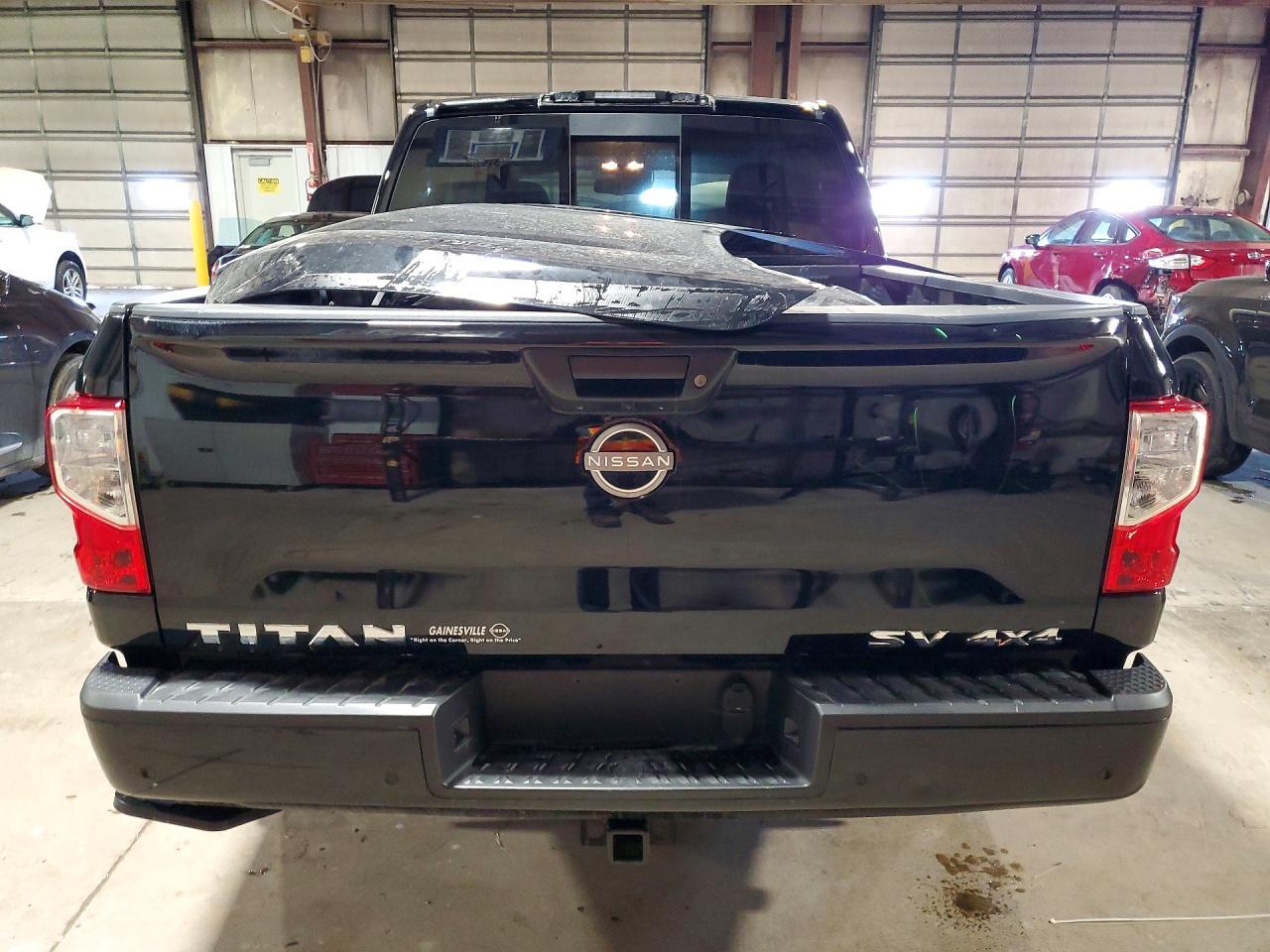 2024 Nissan Titan Sv - Фото 6