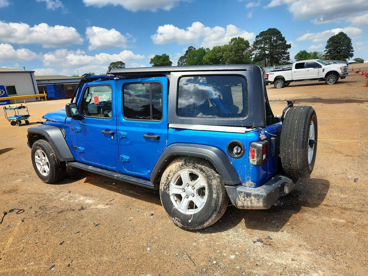 2022 Jeep Wrangler Unlimited Sport - Image 2