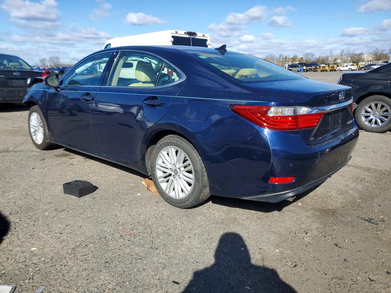2014 Lexus Es 350 Base - Фото 2