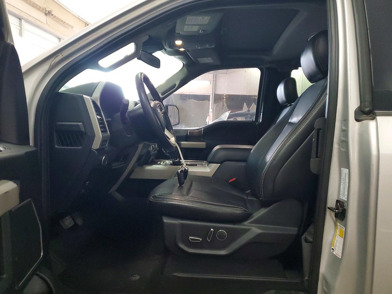 2018 Ford F150 Super Cab - Фото 7