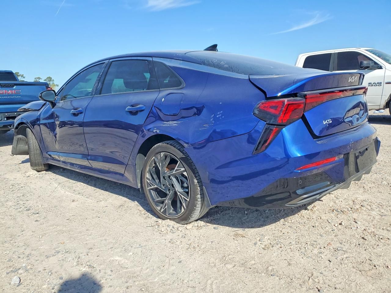 2025 Kia K5 Gt-Line - Фото 2