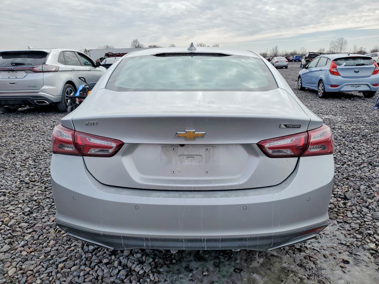 2017 Chevrolet Malibu Premier - Image 6