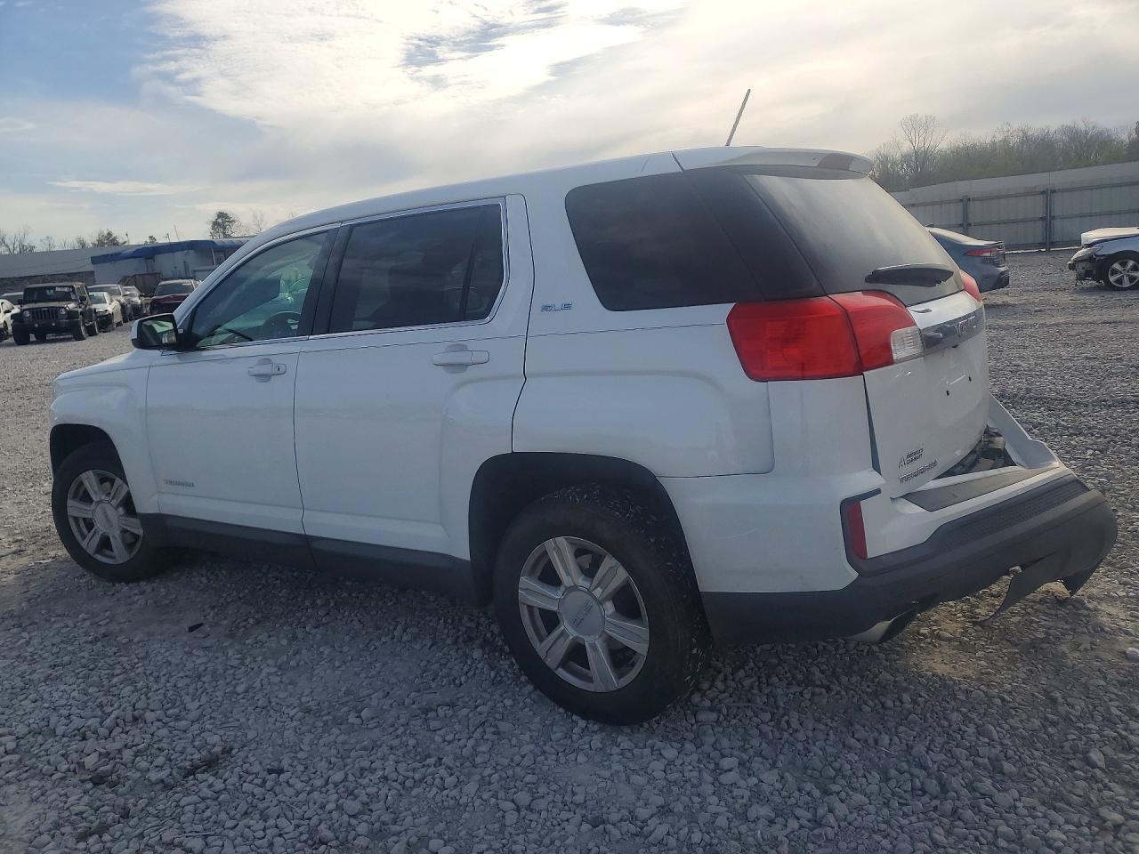 2016 GMC Terrain Sle - Image 2