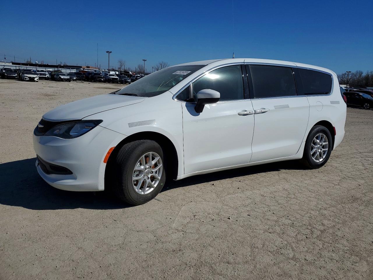 2023 Chrysler Voyager Lx