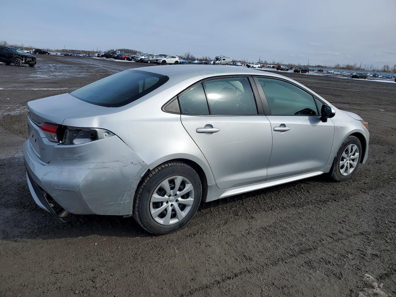 2022 Toyota Corolla Le - Image 3