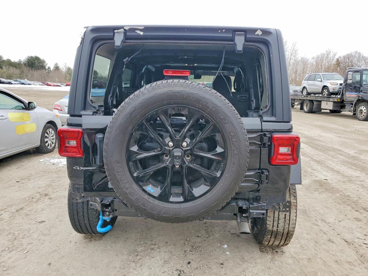 2023 Jeep Wrangler Sahara 4Xe - Фото 6